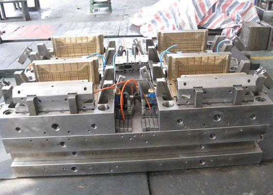 P20 Steel Injection Mold Tooling , Plastic Injection Mold Maker Long Life Span